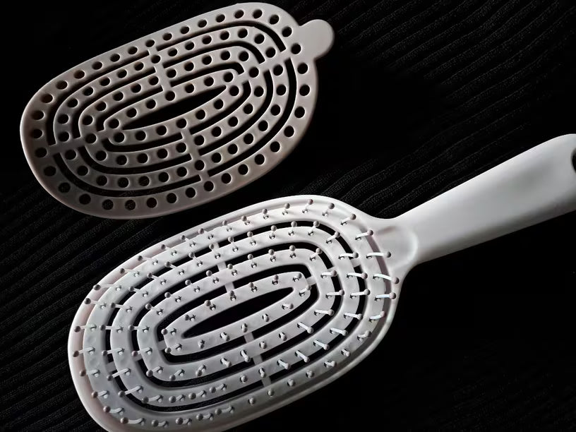 Veloura™| EasyClean Brush