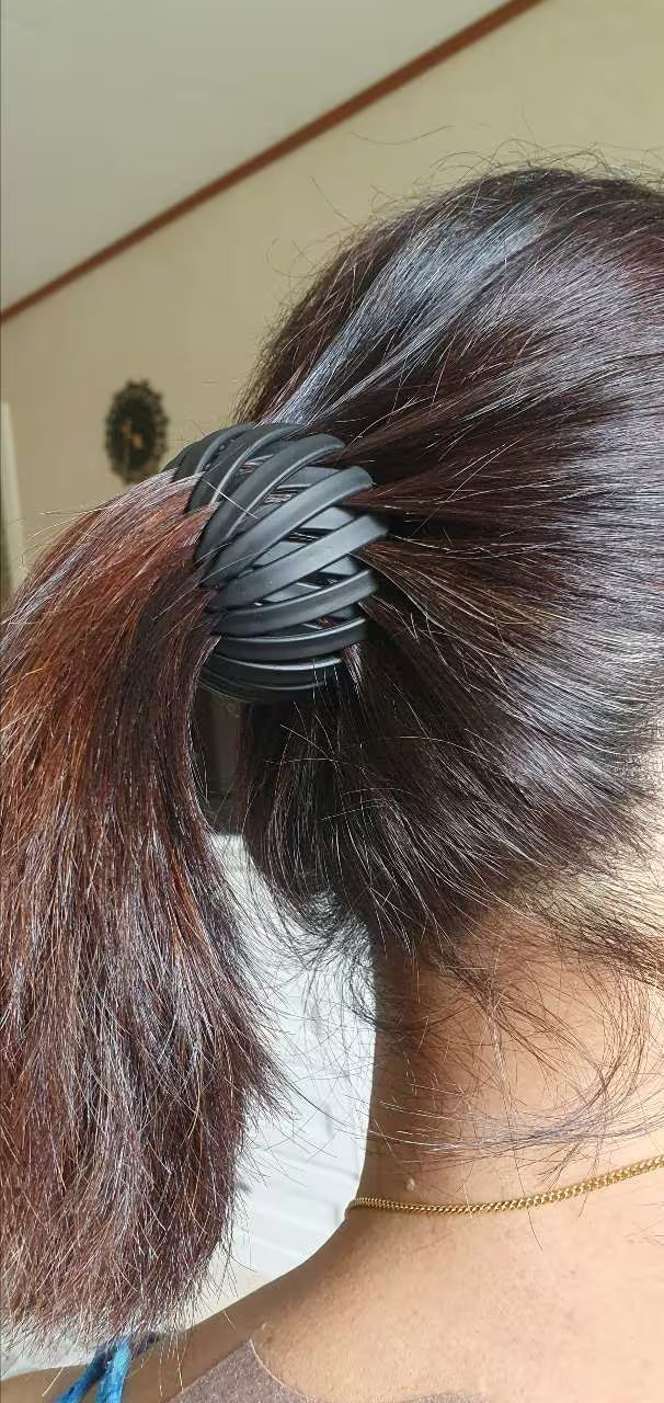 Veloura BunLock™ | Effortless Expanding Hair Clip